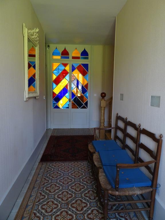Prissé Gentilhommiere De Collonges Bed & Breakfast エクステリア 写真